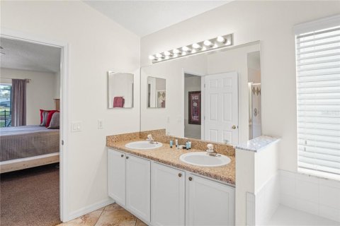 Villa ou maison à vendre à Haines City, Floride: 5 chambres, 180.23 m2 № 1913510 - photo 21