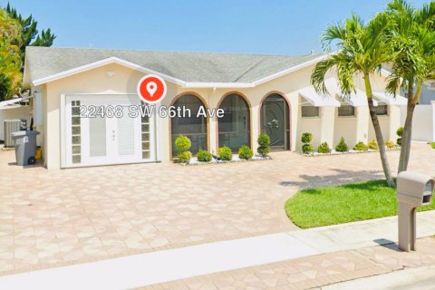 Casa en alquiler en Boca Raton, Florida, 3 dormitorios, 193.42 m2 № 970612 - foto 1