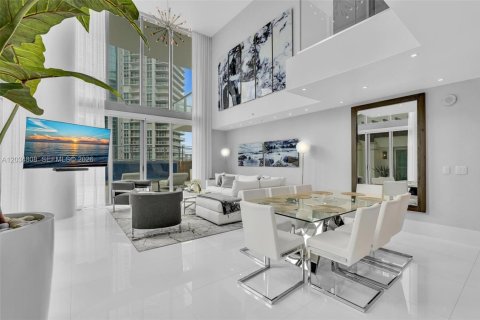 Condo in Sunny Isles Beach, Florida, 6 bedrooms № 2153692 - photo 7
