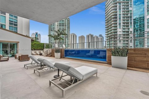 Condo in Sunny Isles Beach, Florida, 6 bedrooms № 2153692 - photo 16