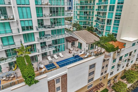 Condo in Sunny Isles Beach, Florida, 6 bedrooms № 2153692 - photo 15