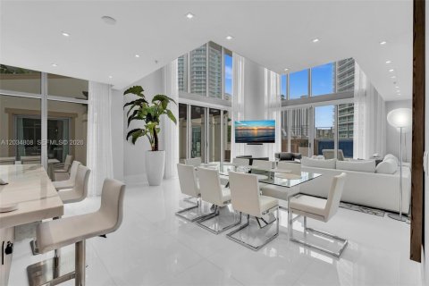 Condo in Sunny Isles Beach, Florida, 6 bedrooms № 2153692 - photo 6