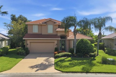 House in Port Charlotte, Florida 4 bedrooms, 240.34 sq.m. № 2222669