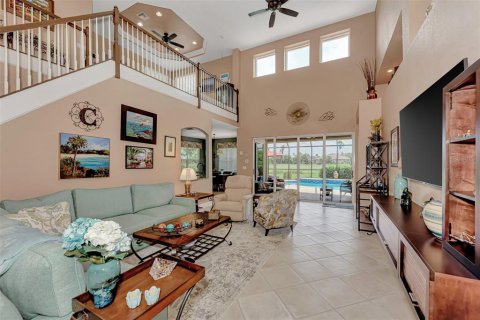 House in Port Charlotte, Florida 4 bedrooms, 240.34 sq.m. № 2222669 - photo 6