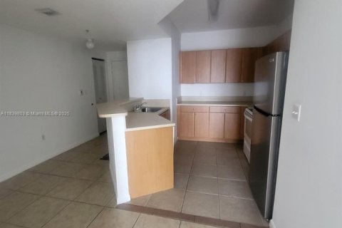 Copropriété à louer à Miami, Floride: 2 chambres № 1830638 - photo 2