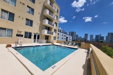 Copropriété à louer à Miami, Floride: 2 chambres № 1830638 - photo 21