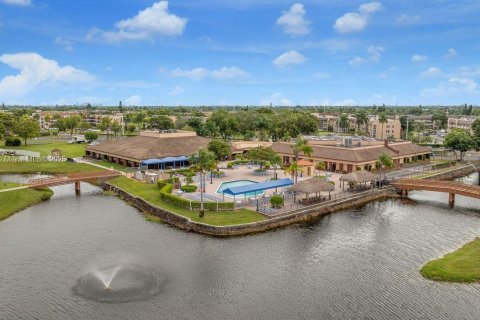Condo in Sunrise, Florida, 2 bedrooms  № 1968537 - photo 30