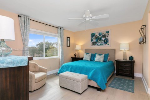 Condo in Sunrise, Florida, 2 bedrooms  № 1968537 - photo 17