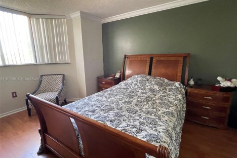 Condominio en venta en Plantation, Florida, 2 dormitorios, 90.12 m2 № 1766459 - foto 4