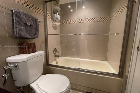 Condominio en venta en Plantation, Florida, 2 dormitorios, 90.12 m2 № 1766459 - foto 7