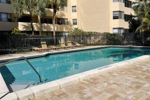 Condominio en venta en Plantation, Florida, 2 dormitorios, 90.12 m2 № 1766459 - foto 22