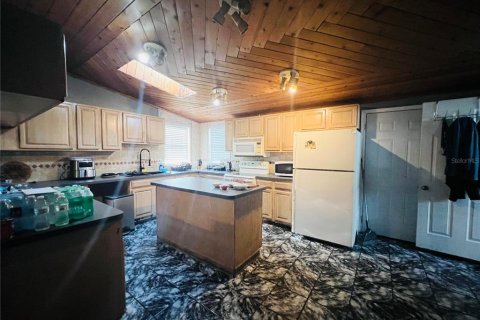 Купить виллу или дом в Нью-Порт-Ричи, Флорида 4 комнаты, 127.46м2, № 2133861 - фото 9