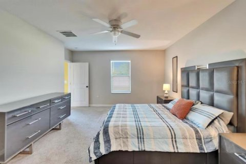 House in Wimauma, Florida 5 bedrooms, 224.36 sq.m. № 1817392 - photo 20