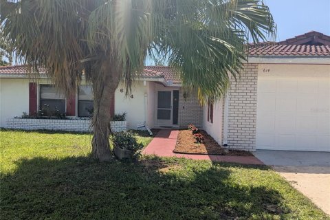 Casa en venta en Kissimmee, Florida, 3 dormitorios, 141.86 m2 № 1853409 - foto 2