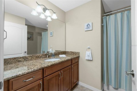 Condo in Venice, Florida, 2 bedrooms № 2101149 - photo 26