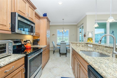Condo in Venice, Florida, 2 bedrooms № 2101149 - photo 19