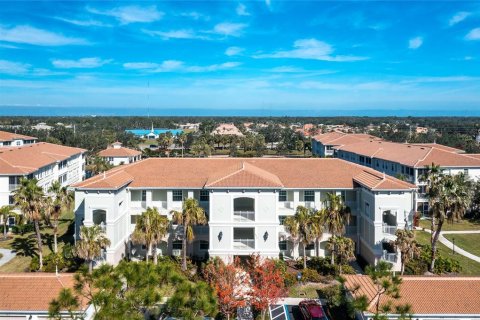Condo in Venice, Florida, 2 bedrooms № 2101149 - photo 5