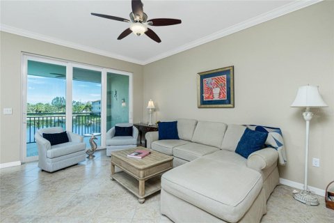 Condo in Venice, Florida, 2 bedrooms № 2101149 - photo 7