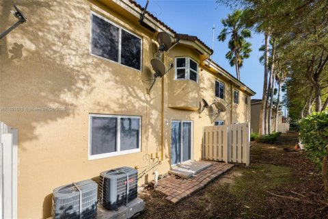 Condo in Homestead, Florida, 2 bedrooms  № 1944127 - photo 22