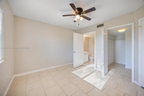 Condo in Homestead, Florida, 2 bedrooms  № 1944127 - photo 7