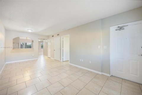 Condo in Homestead, Florida, 2 bedrooms  № 1944127 - photo 12