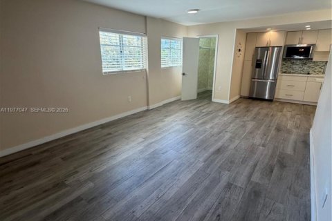 Copropriété à louer à Miami Beach, Floride: 1 chambre, 59.27 m2 № 2041529 - photo 9