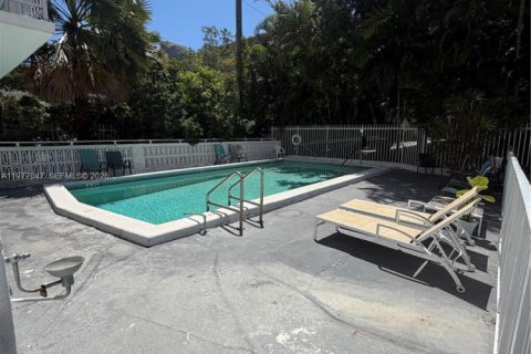 Copropriété à louer à Miami Beach, Floride: 1 chambre, 59.27 m2 № 2041529 - photo 15