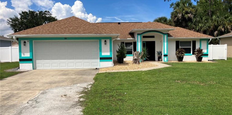 Villa ou maison à Palm Coast, Floride 3 chambres, 140.28 m2 № 2408215