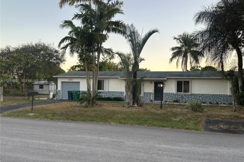 Villa ou maison à Homestead, Floride 3 chambres, 140.1 m2 № 2080330
