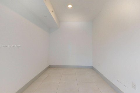 Apartment in Miami, Florida 1 bedroom, 55.74 sq.m. № 1951798 - photo 13