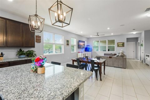 Adosado en venta en Windermere, Florida, 3 dormitorios, 185.43 m2 № 2155818 - foto 9