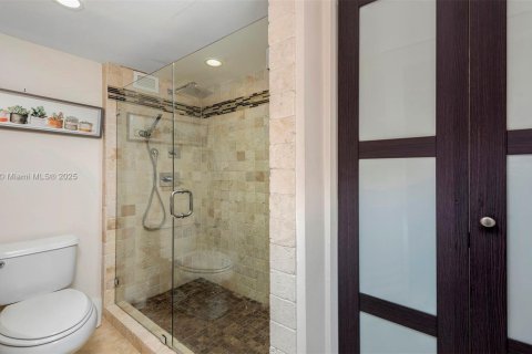 Copropriété à louer à Miami Beach, Floride: 1 chambre, 83.61 m2 № 14927 - photo 12