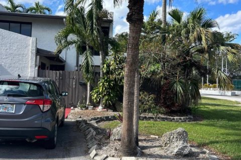 Touwnhouse à vendre à Miami, Floride: 3 chambres, 128.02 m2 № 1986573 - photo 3