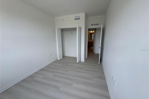 Condo in Orlando, Florida, 2 bedrooms  № 2122158 - photo 10