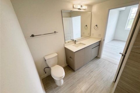 Condo in Orlando, Florida, 2 bedrooms  № 2122158 - photo 14
