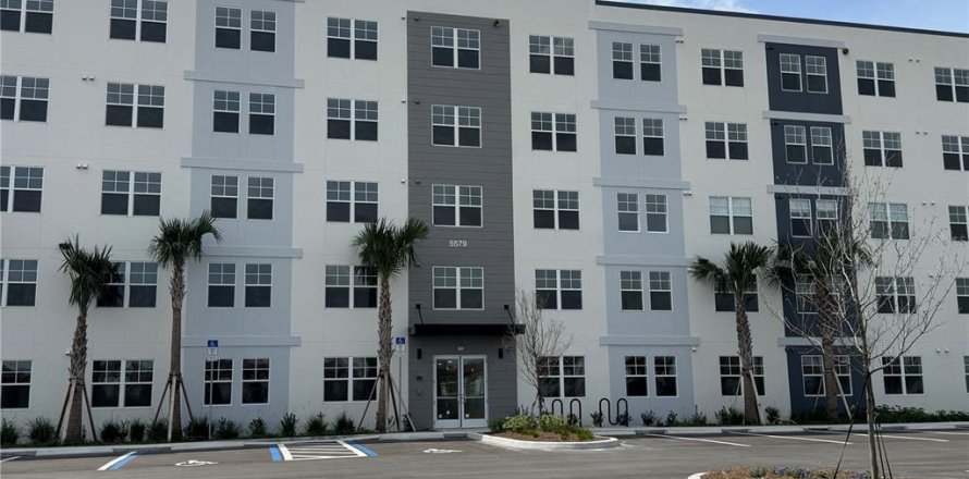 Condo in Orlando, Florida, 2 bedrooms  № 2122158