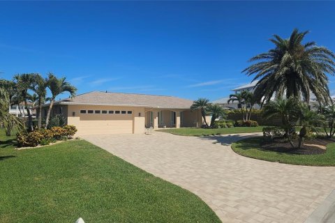 Casa en venta en Longboat Key, Florida, 3 dormitorios, 210.8 m2 № 1625308 - foto 1