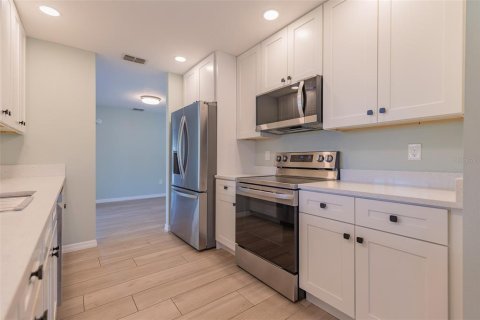 Casa en venta en Bradenton, Florida, 3 dormitorios, 158.86 m2 № 2166885 - foto 4