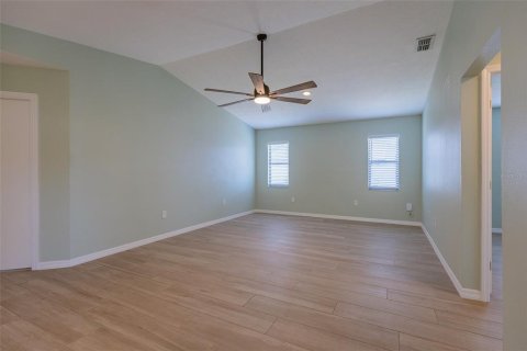 Casa en venta en Bradenton, Florida, 3 dormitorios, 158.86 m2 № 2166885 - foto 11