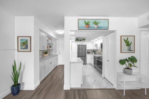Купить кондоминиум в Авентура, Флорида 2 спальни, 107.58м2, № 1930410 - фото 10