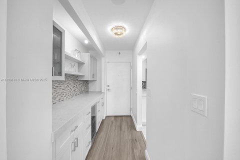 Купить кондоминиум в Авентура, Флорида 2 спальни, 107.58м2, № 1930410 - фото 12