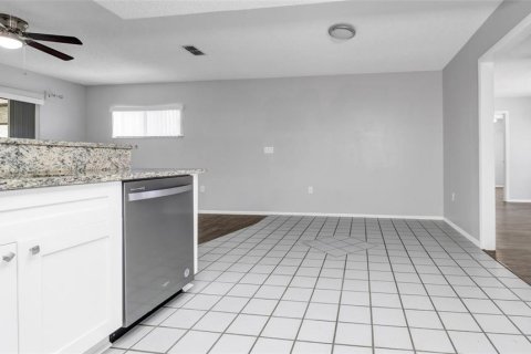 Villa ou maison à vendre à Spring Hill, Floride: 4 chambres, 120.4 m2 № 1631734 - photo 15