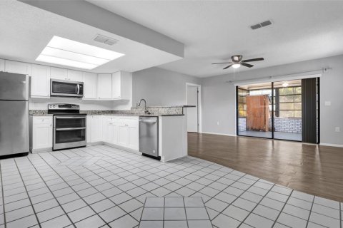 Villa ou maison à vendre à Spring Hill, Floride: 4 chambres, 120.4 m2 № 1631734 - photo 14