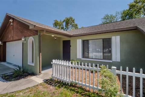 Villa ou maison à vendre à Spring Hill, Floride: 4 chambres, 120.4 m2 № 1631734 - photo 6