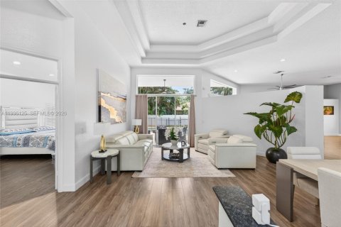 Casa en venta en Coral Springs, Florida, 4 dormitorios, 239.5 m2 № 2068766 - foto 4