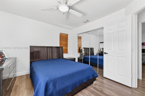 Casa en venta en Coral Springs, Florida, 4 dormitorios, 239.5 m2 № 2068766 - foto 22