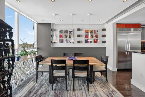 Condominio en venta en Fort Lauderdale, Florida, 3 dormitorios, 244.33 m2 № 2031923 - foto 16