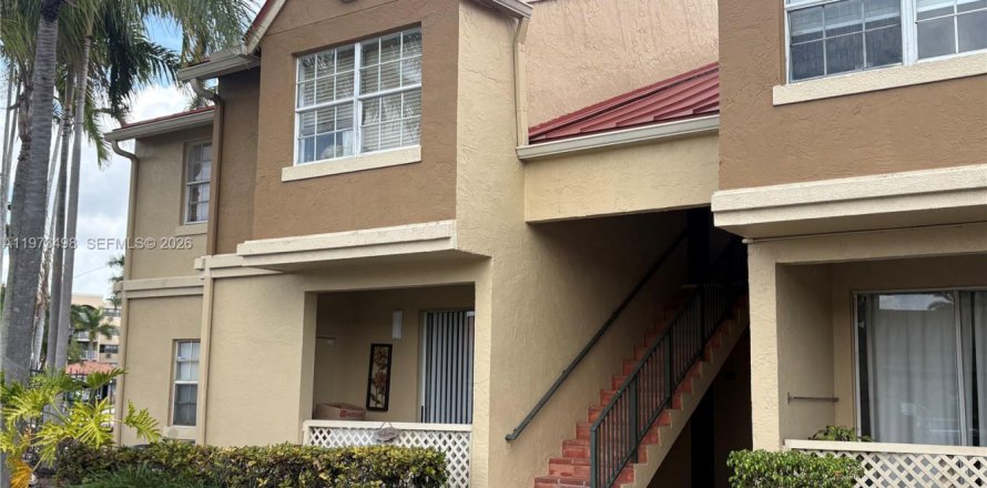 Таунхаус в Хайалиа, Флорида 1 спальня, 72.65м2 № 2036600