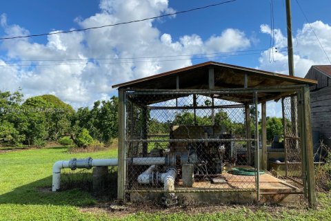 Купить земельный участок в Майами, Флорида № 2051468 - фото 5