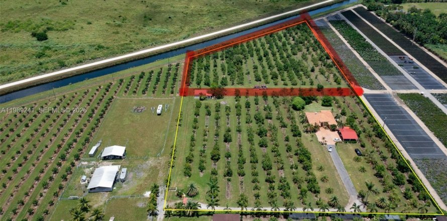 Земельный участок в Майами, Флорида № 2051468